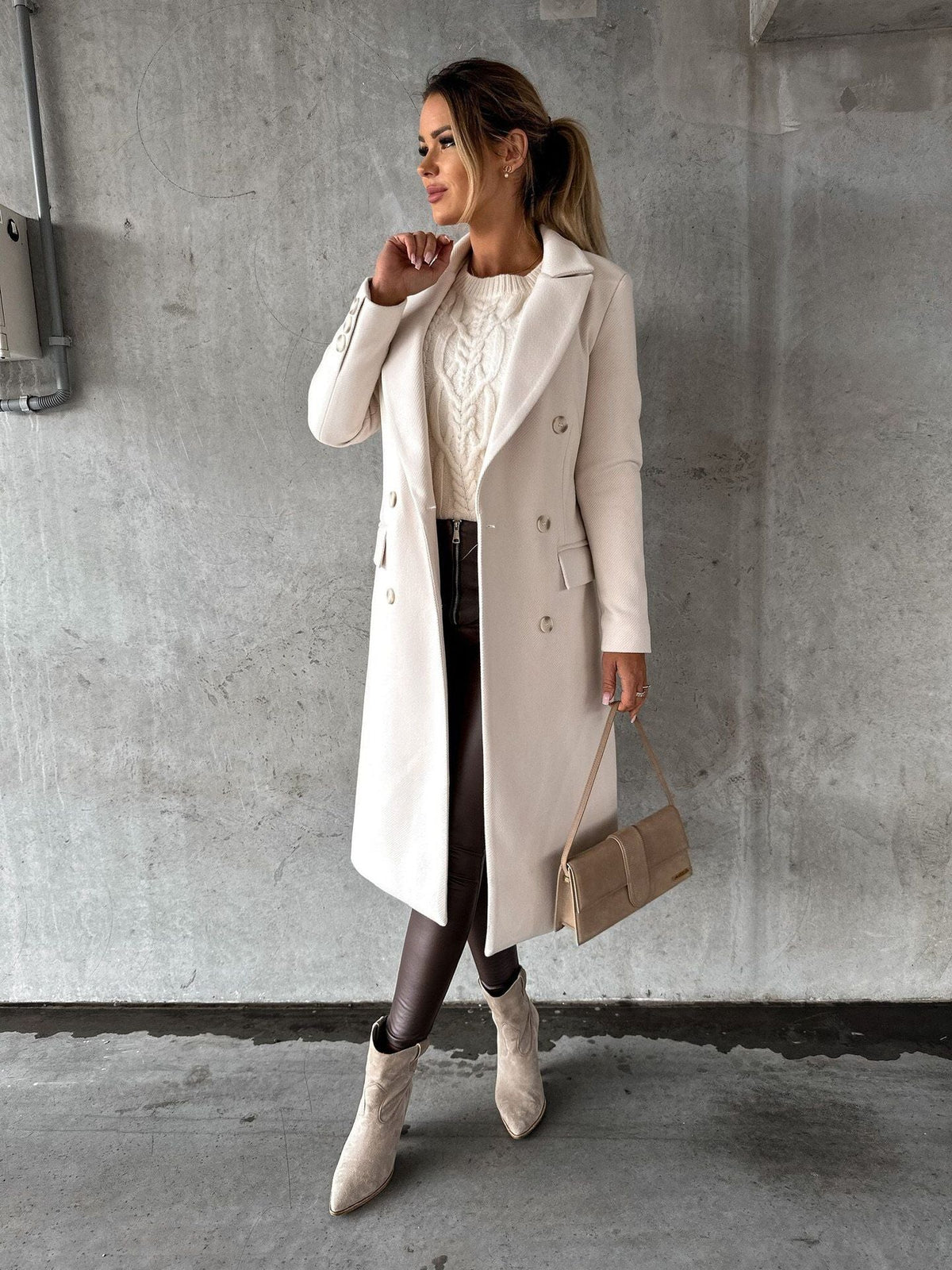Women's Double-Breasted Winter Coat – Office & Casual