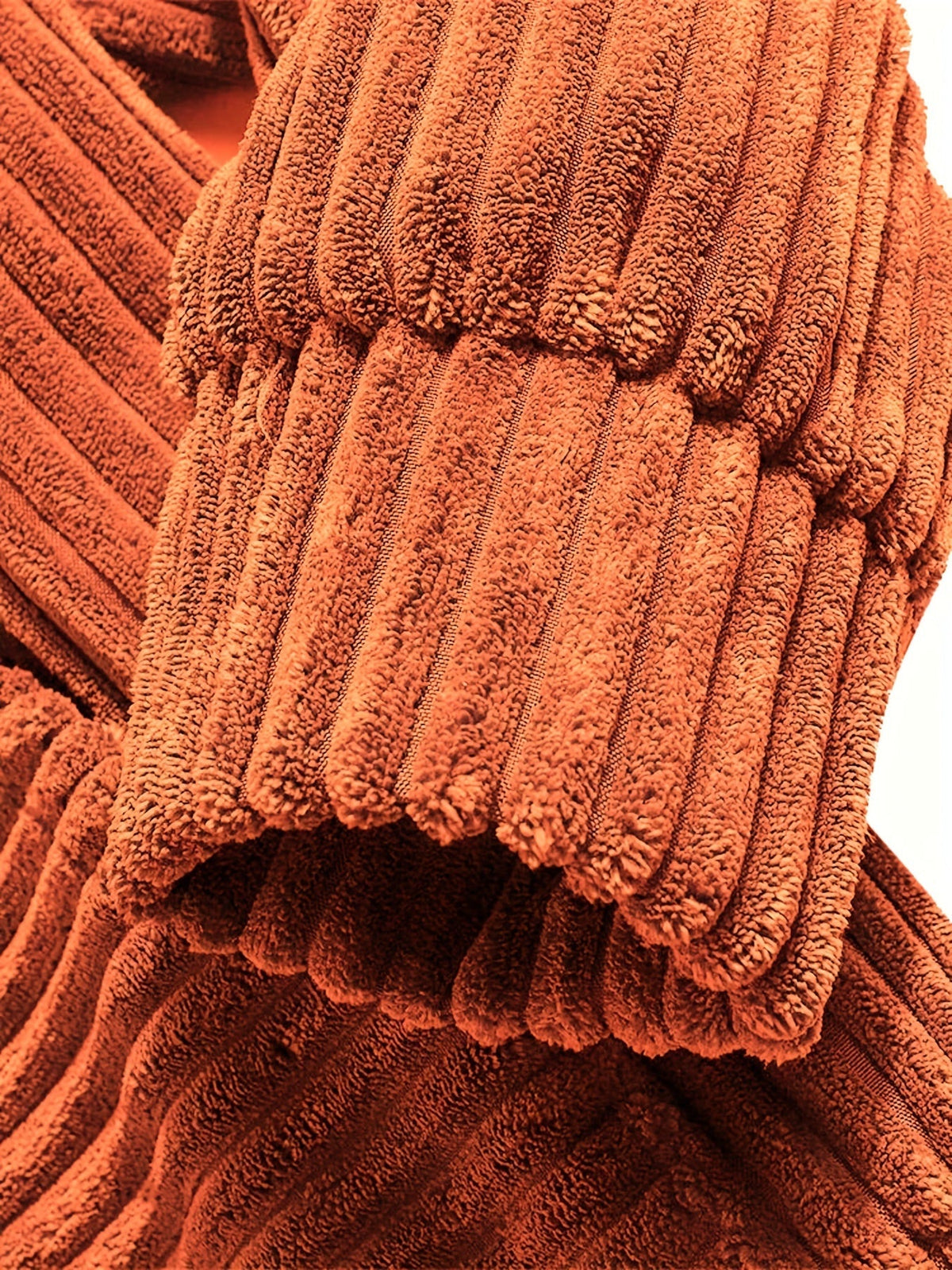 Unisex Ribbed Pullover Hoodie – Relaxed Fit