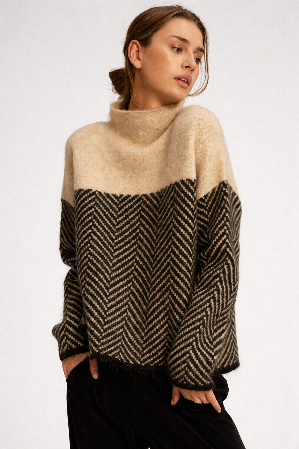 Women's Beige Roll Neck Jumper – Breathable Knit