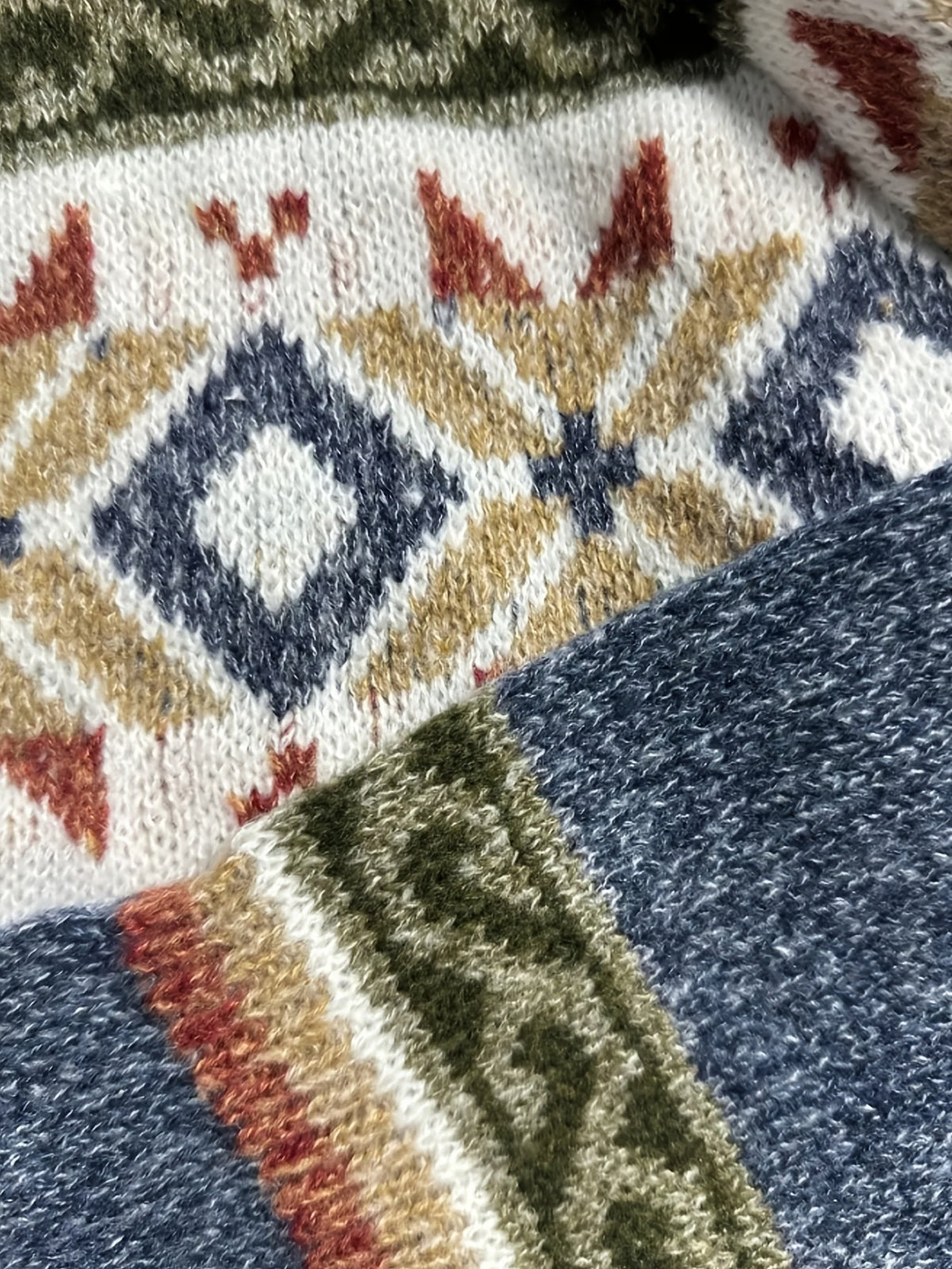 Women's Geometric Pattern Button-Front Cardigan