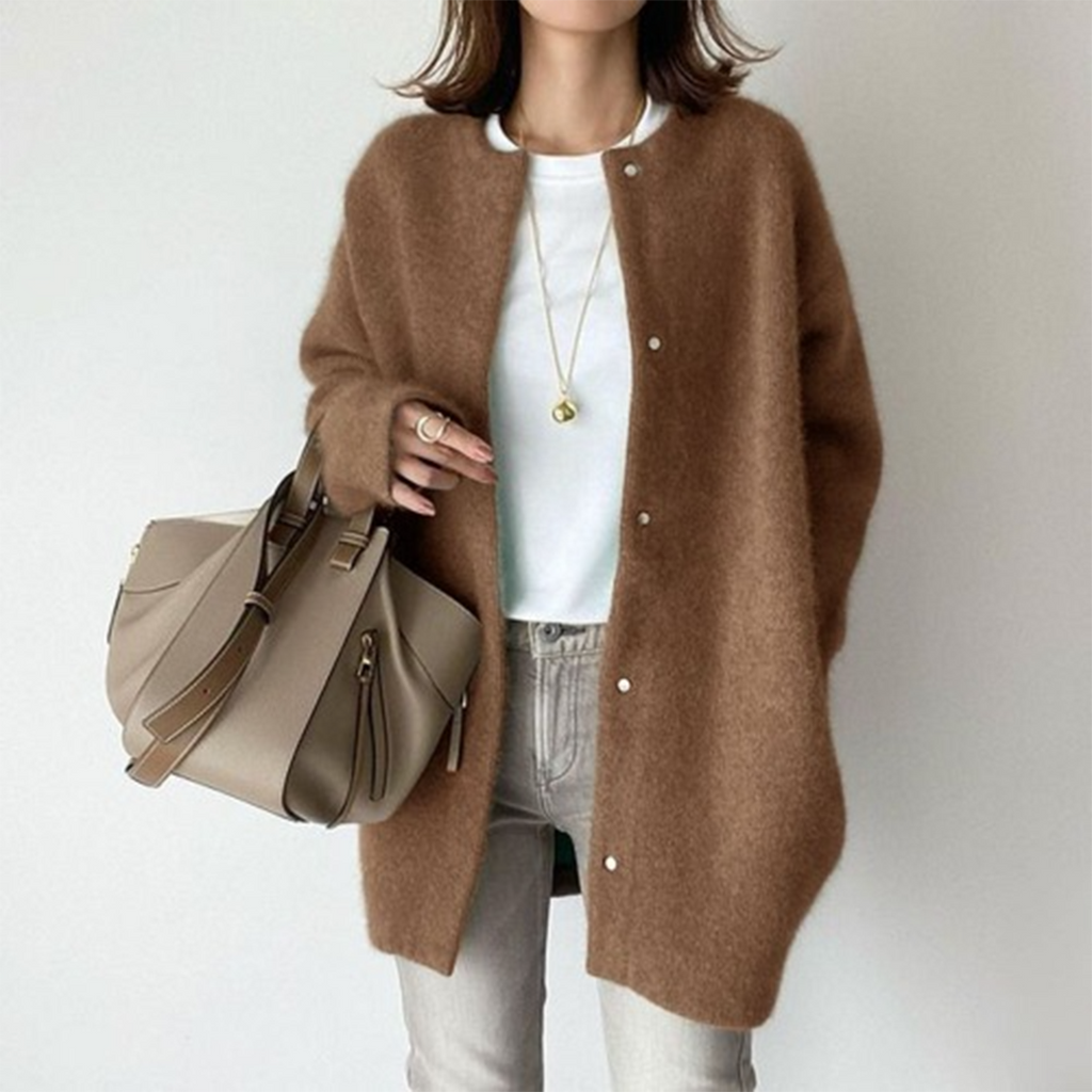 Women's Classic Knit Cardigan – Relaxed Fit – Brown