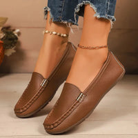 Comfortable Leather Loafer for Everyday Wear - Stylish Slip-On Design