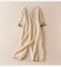 Garden Embroidery Midi Dress in Cotton for Casual Spring Outings