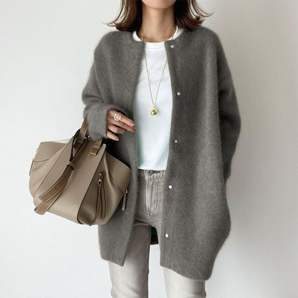 Women's Classic Knit Cardigan – Relaxed Fit – Grey