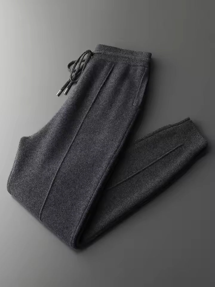 Merino Wool Tracksuit - Soft Athletic Wear for Sports and Leisure - Comfortable Fit for Active Lifestyle