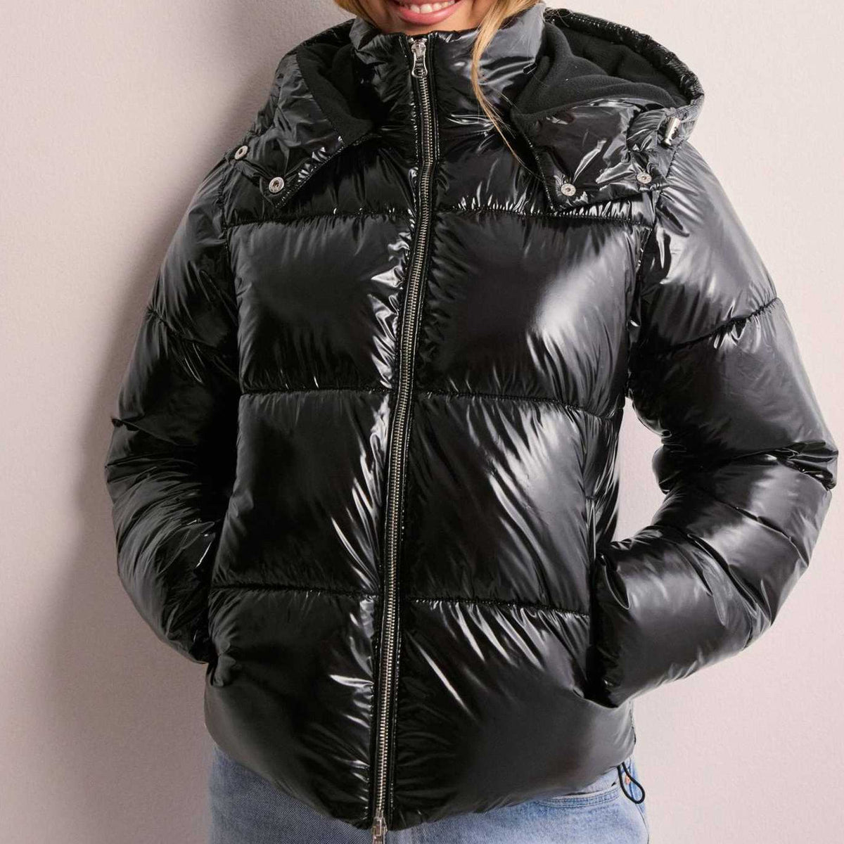 Women's Lightweight Quilted Hooded Puffer Jacket