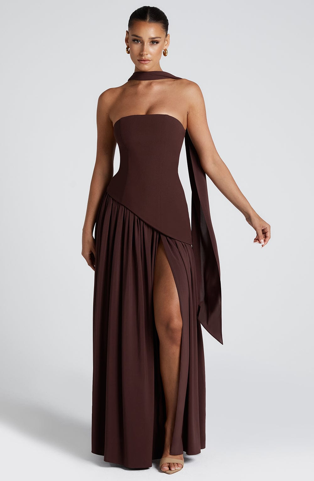 Strapless Maxi Dress in Lightweight Fabric for Summer Events and Casual Outings