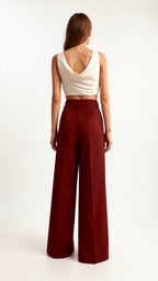 Wide-Leg High Waist Trousers for Women - Pleated Design with Side Pockets - Casual and Stylish Everyday Wear