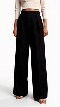 Wide-Leg High Waist Trousers for Women - Pleated Design with Side Pockets - Casual and Stylish Everyday Wear