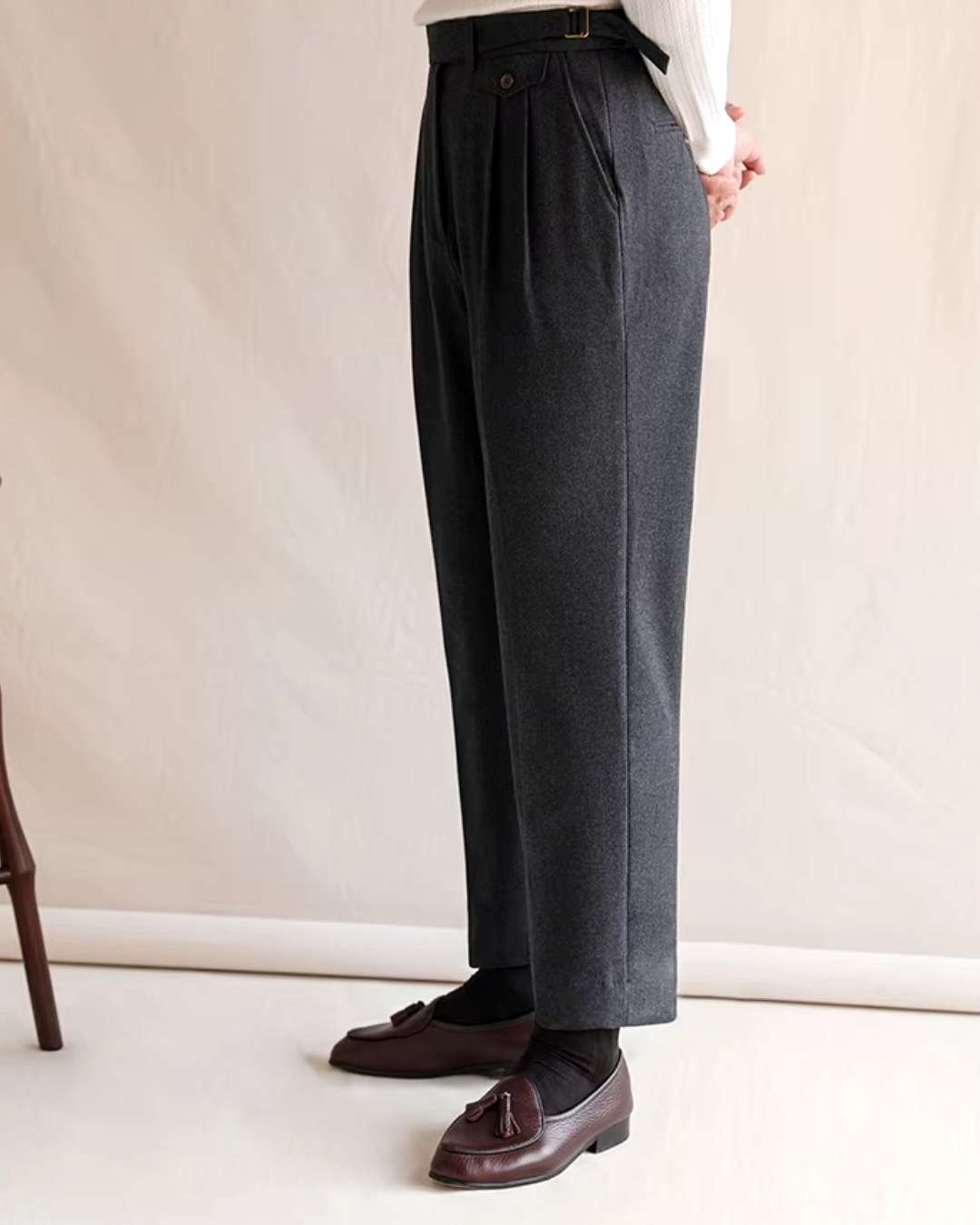 Women's Pleated Straight-Leg Trousers – Office & Casual