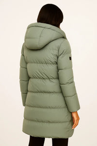 Women's Insulated Puffer Jacket - Warm Winter Coat for Cold Weather and Outdoor Activities