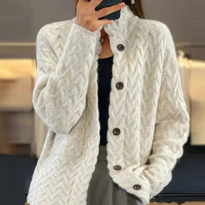 Women's Classic Knitted Cardigan – Everyday Layering – White