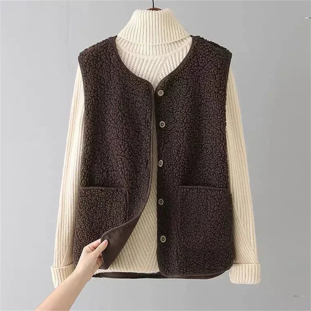 Women's Lamb Wool Blend Fleece Gilet – Button-Up