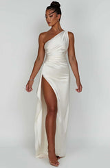 Satin Evening Dress for Women - Elegant Formal Wear for Special Occasions