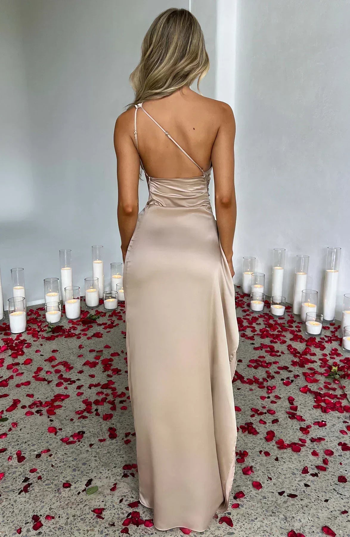 Satin Evening Dress for Women - Elegant Formal Wear for Special Occasions