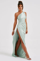 Satin Evening Dress for Women - Elegant Formal Wear for Special Occasions