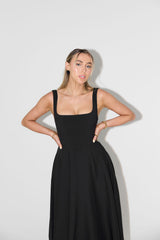Women's Sleeveless Midi Dress in Square Neckline Design for Casual or Formal Occasions